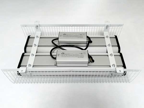 Светильник светодиодный KEO Модуль Спорт 185Вт с защитной решеткой