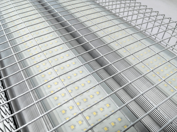 Светильник светодиодный KEO Модуль Спорт 185Вт с защитной решеткой